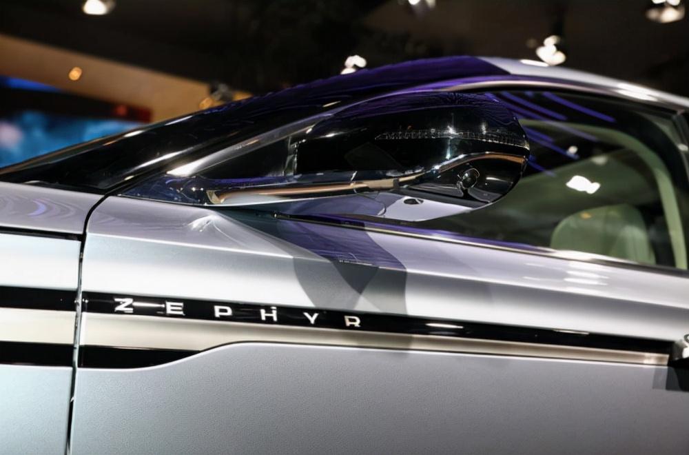 最新台,最新台科技动态,引领时代风潮的三个要点深度解析