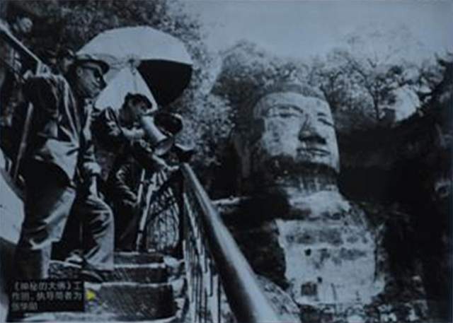 精分最新突破,小巷中的神秘乐园探索