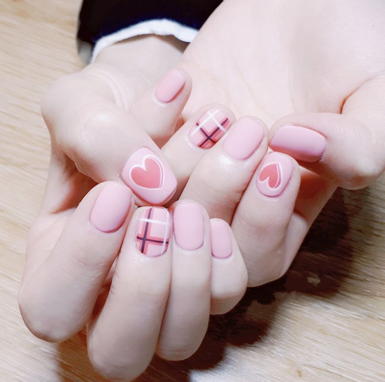 最新流行指甲图片，时尚潮流与个人立场的审美变迁