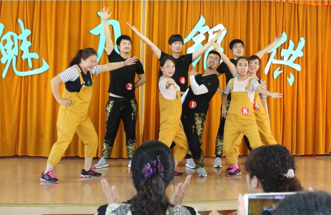 最新潮广场舞,舞动青春的魅力!