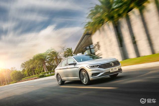 速腾最新价,速腾最新价,一场关于友情与陪伴的温馨之旅