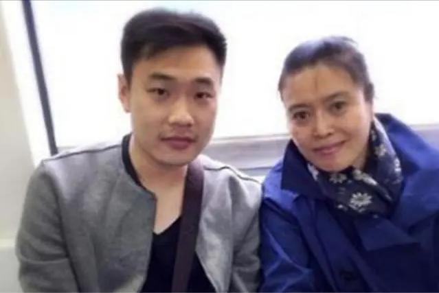 丁嘉丽念佛最新感应,丁嘉丽念佛最新感应，佛法的力量与个人的修行之旅