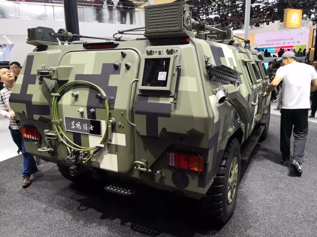 东风最新军车震撼登场，展现雄姿！