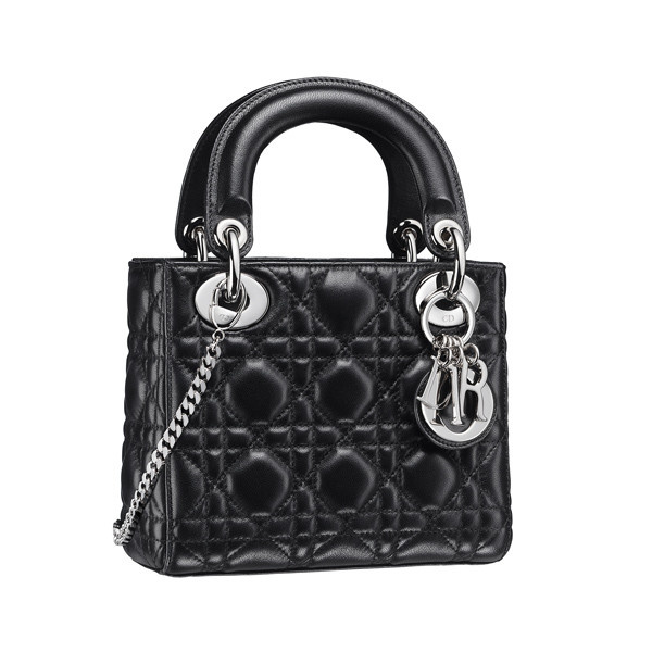 迪奥女包2013最新款选购指南,搭配、鉴赏详细步骤与时尚选择建议