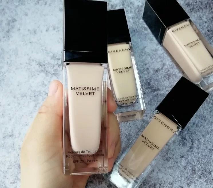 迪奥最新款粉底液，科技与美学的完美融合