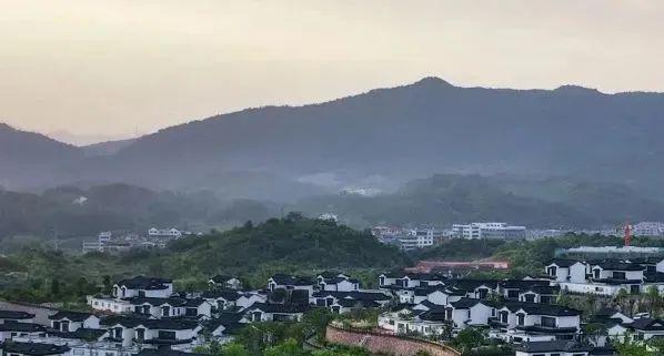 保定双创基地最新房价，自然美景与轻松之旅的双重体验