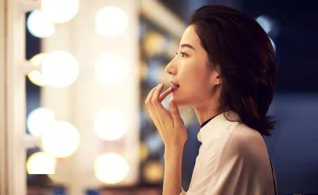 陈扬美女总裁,温馨的办公室日常最新章节