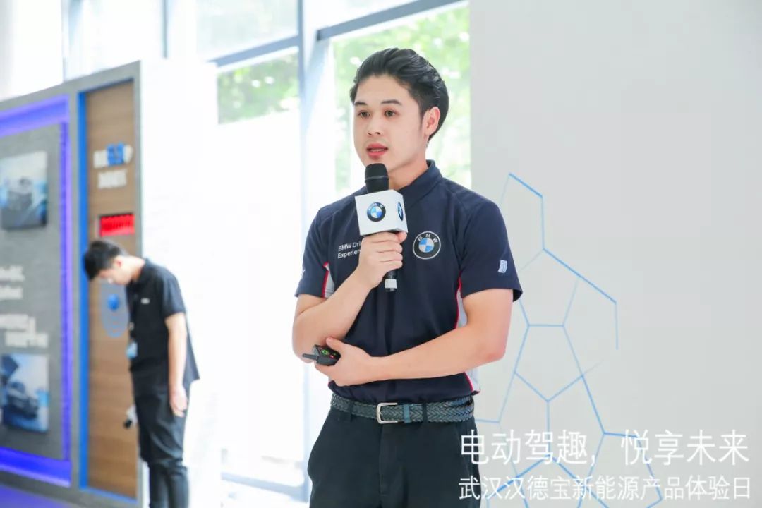 冯静演员科技新品,未来生活触手可及