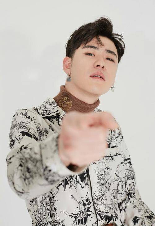 张云雷最新,目前现象解析描述_味道版94.264