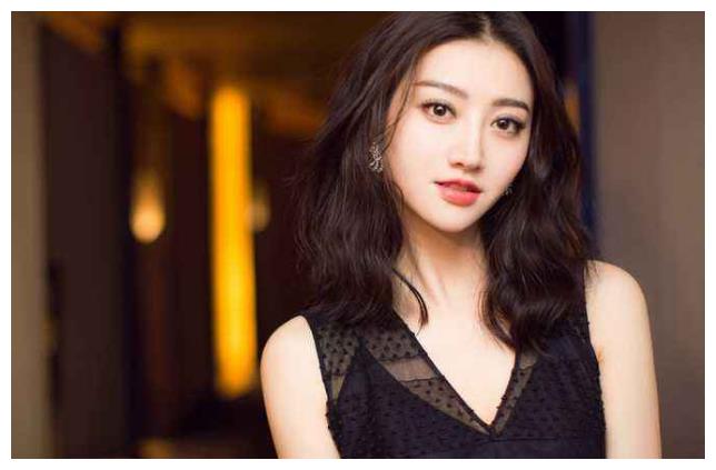 最新女明星,资源部署方案_融元境94.410