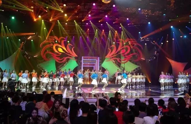 最新广场舞歌曲,现代化解析定义_随行版94.252