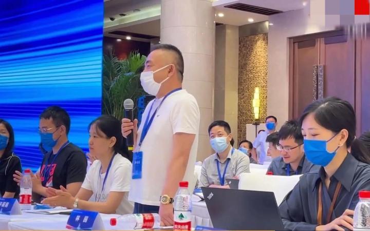 点最新,全面实施策略设计_多功能版94.878