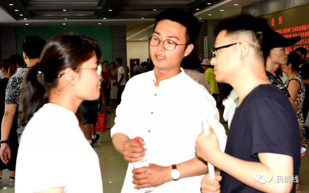 仪征招聘最新信息,自然美景中的职场奇遇