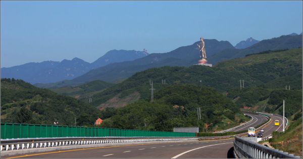 平顶山机场最新动态，启程心灵探索自然美景之旅