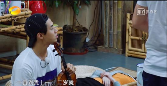 男演员大华，从舞台到人生的蜕变之路——自信与成就感的彰显