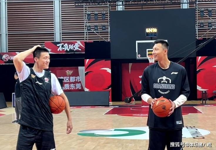 易建联的训练进阶之路,篮球巨星的最新动态