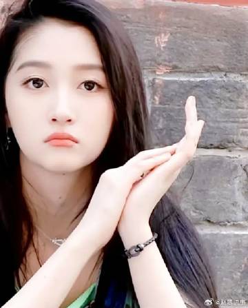 最新娱乐报道大揭秘,明星动态一网打尽!