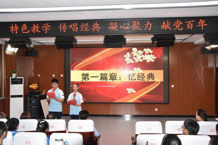 PS最新版本与小巷中的秘密特色小店探索