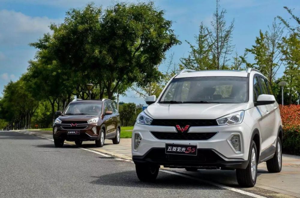 最新款五菱宏光,家庭之旅的温馨使者车辆登场