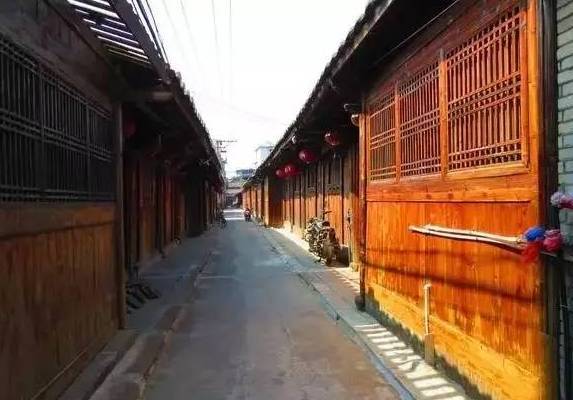 中人最新消息揭秘,小巷深处的独特风情